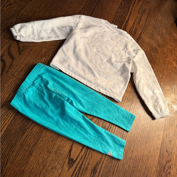 Nike Kids White and Teal Matching Set - Picture 4 of 4